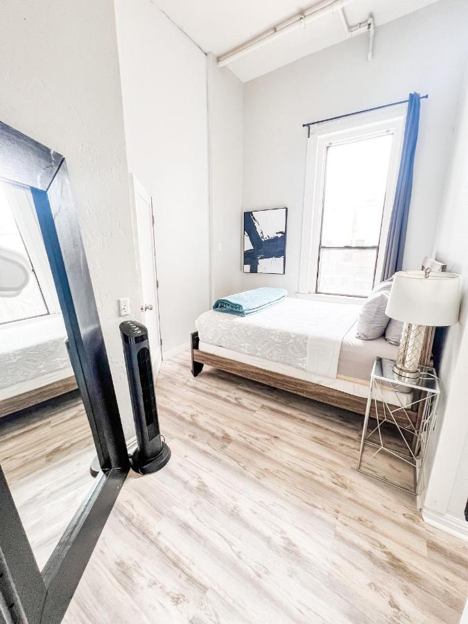 Gaslamp 2Bdrm - W Parking & 4 Beds #204 San Diego Exterior foto